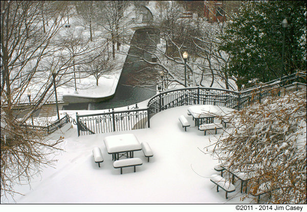 Snow Blankets Big Spring Park in Huntsville during 2011