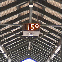 Bus Station Digital Temperature - cold outside