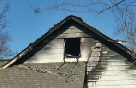 House fire strikes East Huntsville neighborhood