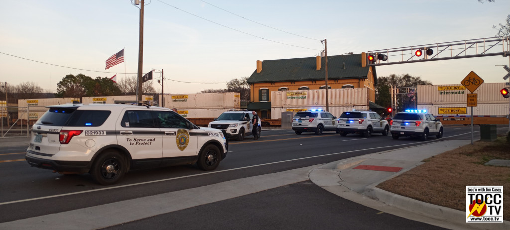 Pedestrian killed on railroad tracks in Huntsville