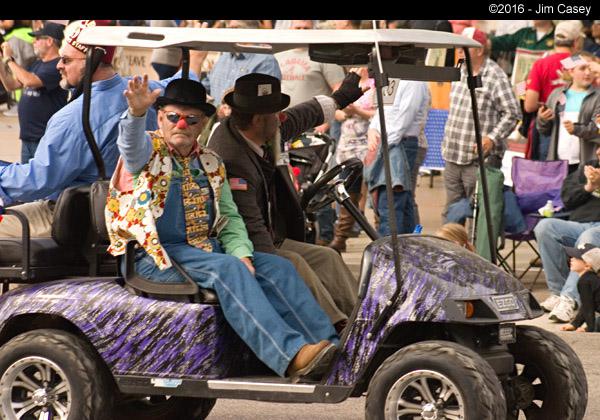 What is that clown doing in the Veteran's parade, but then, truth be knowed, there are more clowns at a Veteran's Day parade than the Ringling Bros. Circus...